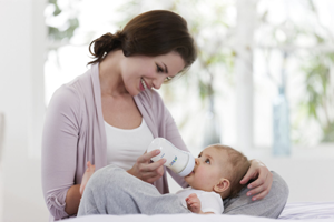 Information about latest information on baby beeding basics choosing the right formula and bottle for your baby 